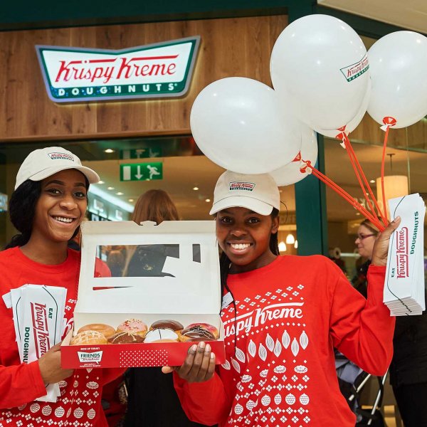krispy_kreme_watford_sj_64  © Licensed to simonjacobs.com. 11/12/2015 Watford, UK. Opening of a new Krispy Kreme store in the Intu shopping centre, Watford, Herts. FREE PRESS, EDITORIAL AND PR USAGE. Photo credit : Simon Jacobs